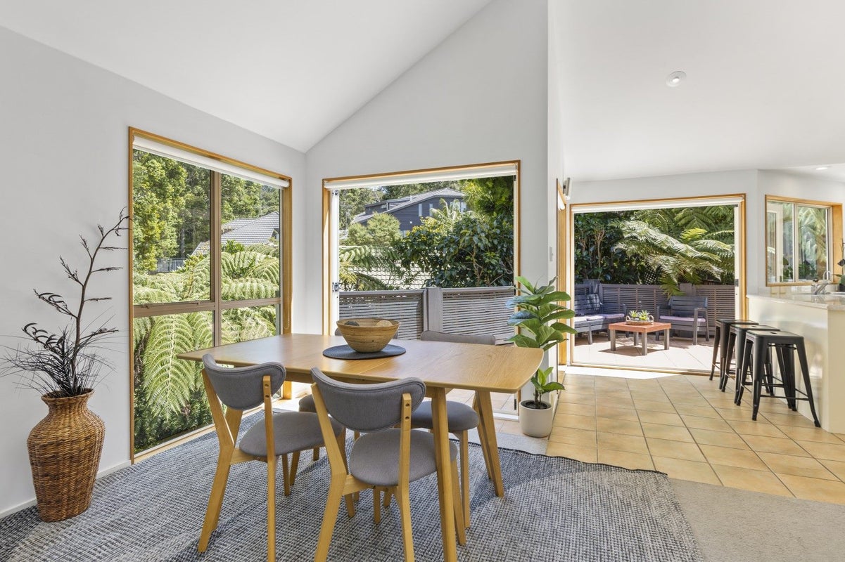 1/31 Holdaway Avenue, Northcote, Auckland - Carousel 2
