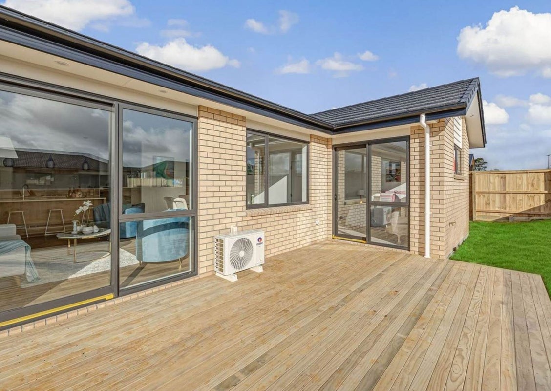5 Booker Drive, Tuakau - Carousel 2
