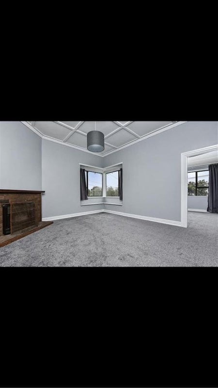 33 Mount Royal Avenue, Mount Albert, Auckland - Carousel 2