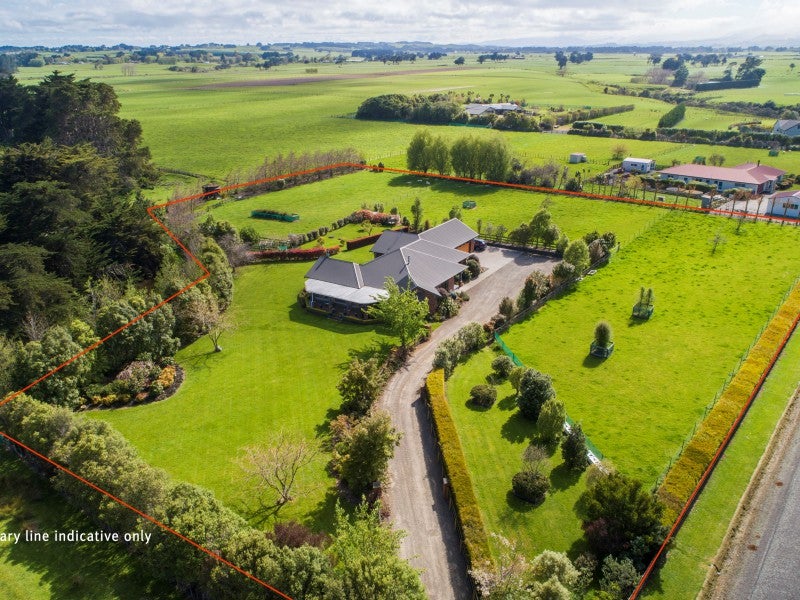 1 Bushview Lane, Palmerston North - Carousel 1