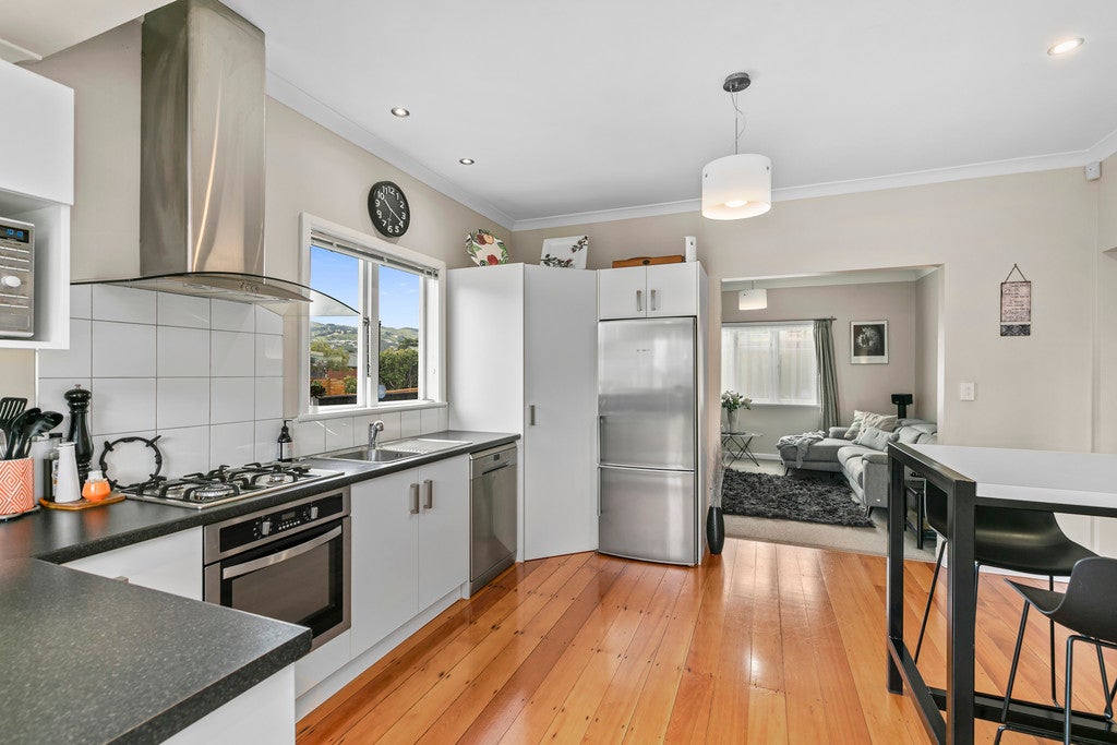 274 Waterloo Road, Waterloo, Lower Hutt - Carousel 1