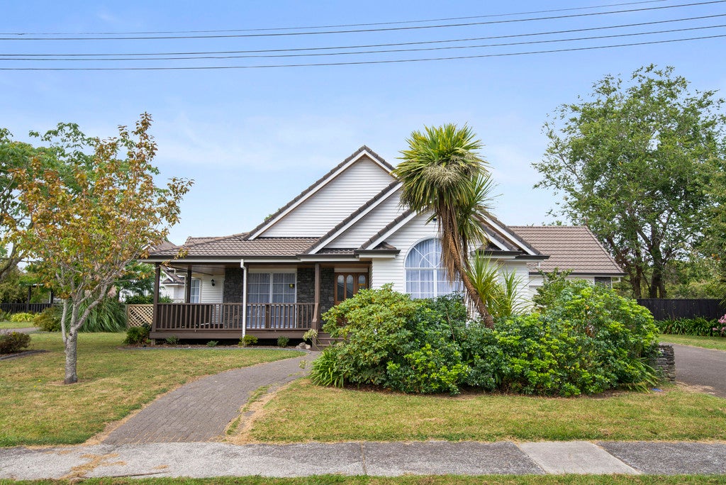 34 Holden Avenue, Holdens Bay, Rotorua - Carousel 1