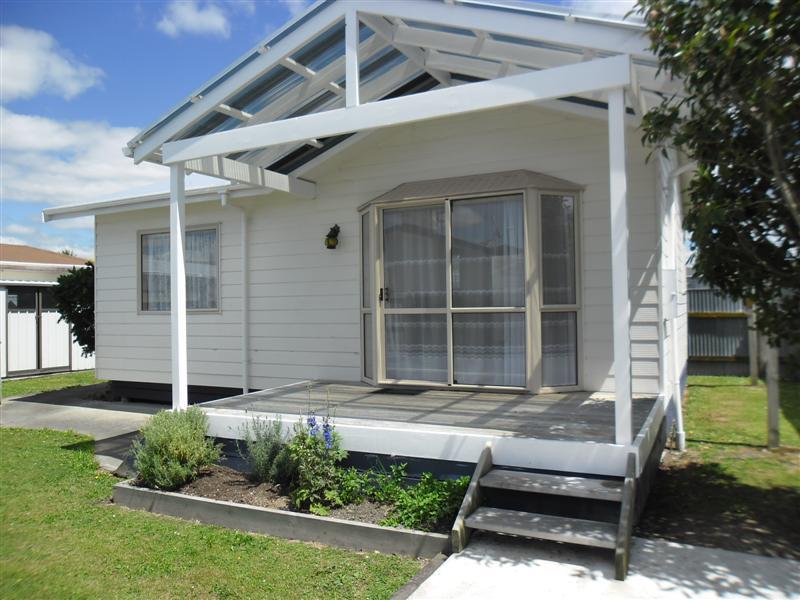 8A Hunter Street, Milson, Palmerston North - Carousel 1