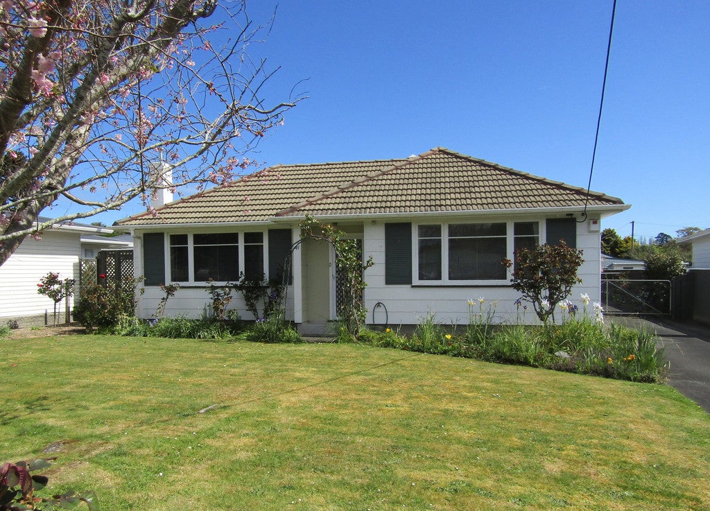 41 Kells Avenue, Aramoho, Whanganui - Carousel 2