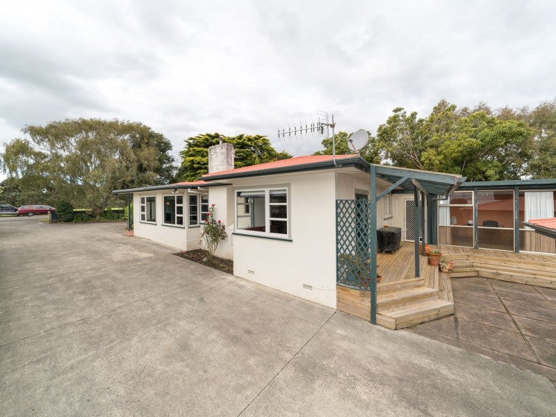 38 Summerhill Drive, Fitzherbert, Palmerston North - Carousel 26