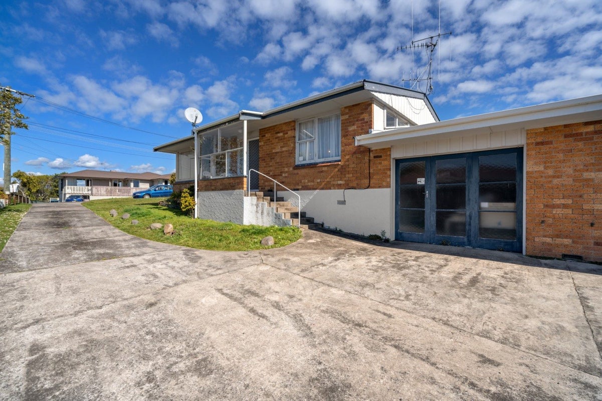 31 Murray Street, Gate Pa, Tauranga - Carousel 1