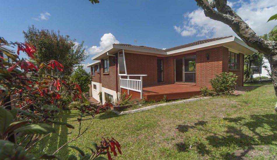7 Marama Street, Castor Bay, Auckland - Carousel 15