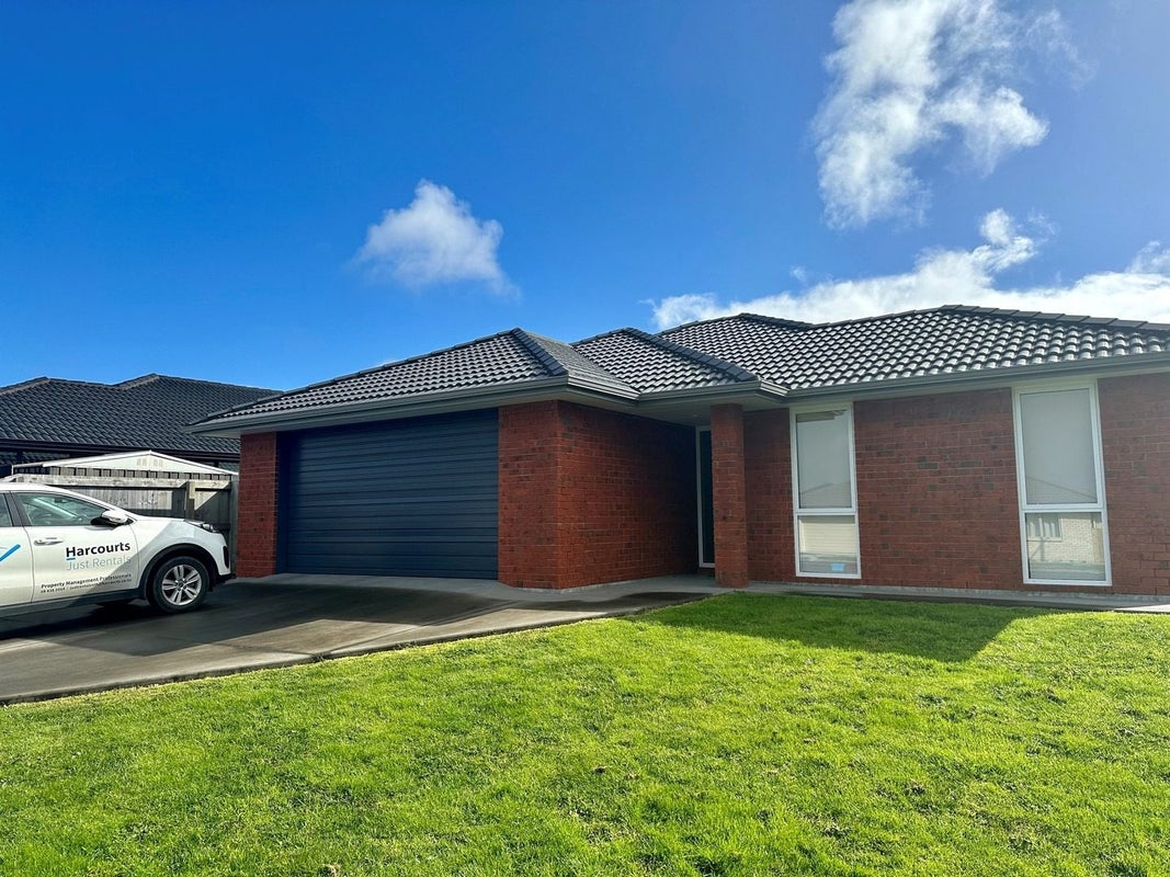 37 Lake Drive, Tikipunga, Whangarei - Carousel 1