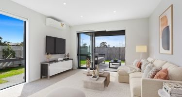 136 Te Napi Drive, Takanini, Auckland - Carousel 2