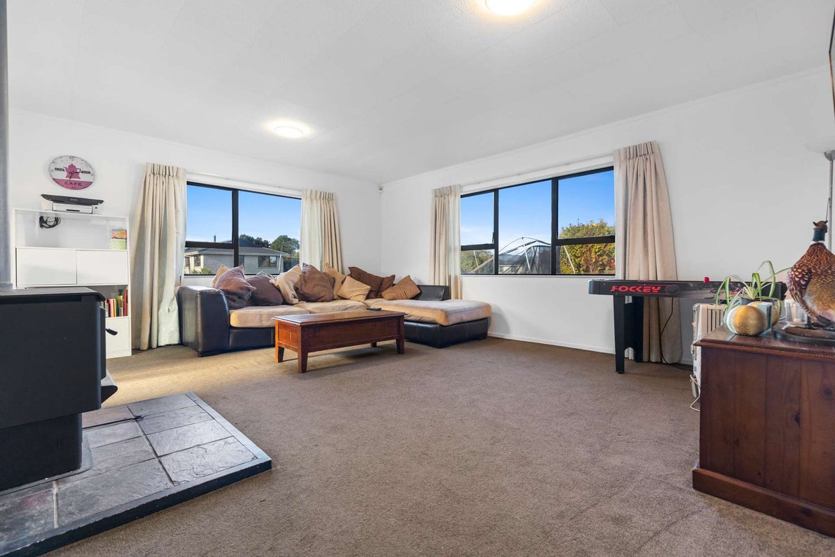 1 Bullmore Place, Pukehangi, Rotorua - Carousel 2