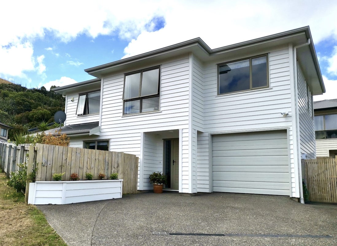 20A Gifford Grove, Churton Park, Wellington - Carousel 1