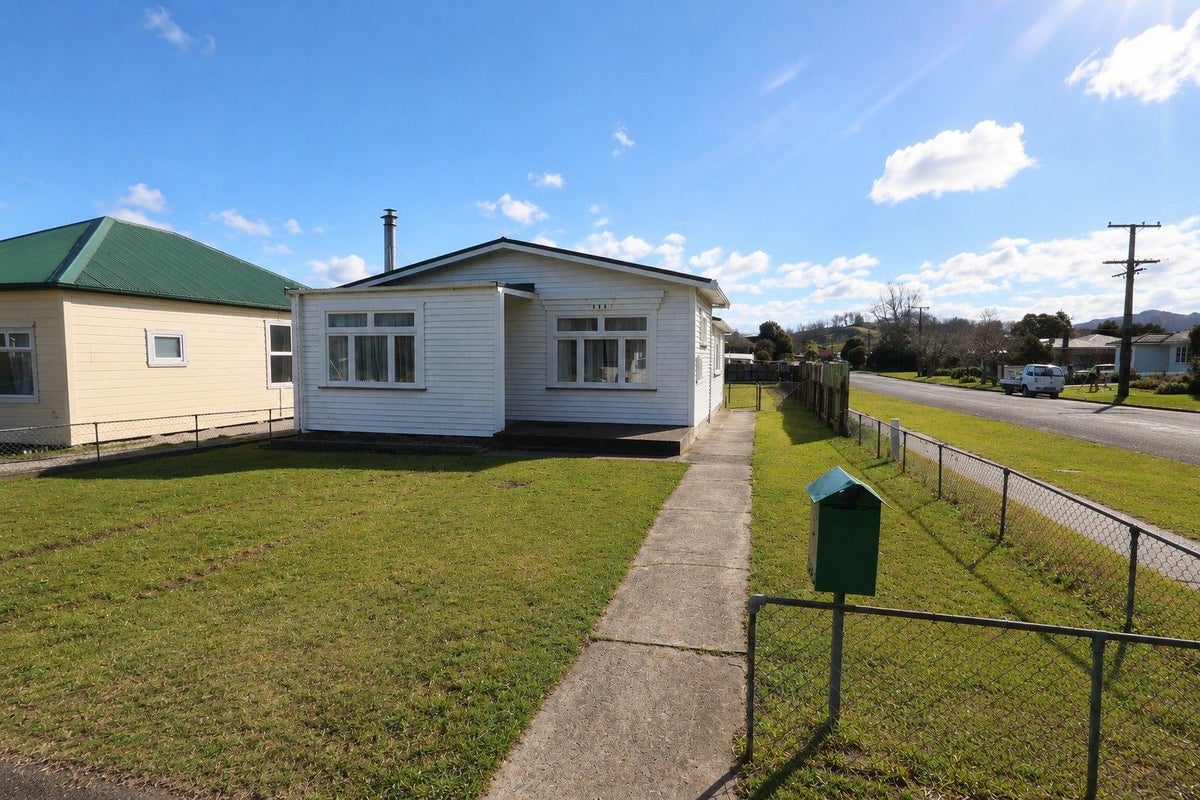 48 Winter Street, Mangapapa, Gisborne - Carousel 1