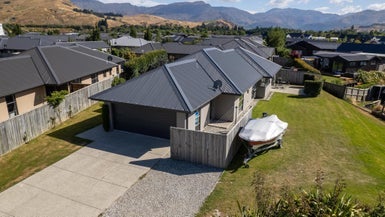 15 Judge and Jury Drive, Lake Hayes, Queenstown - Carousel 1