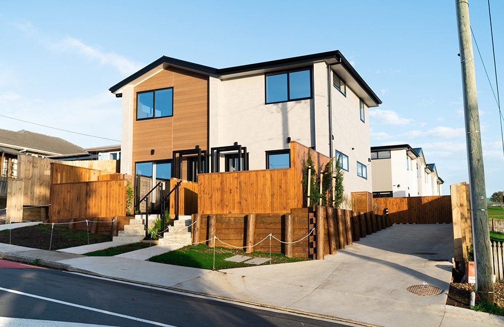 52A Vodanovich Road, Te Atatu South, Auckland - Carousel 1