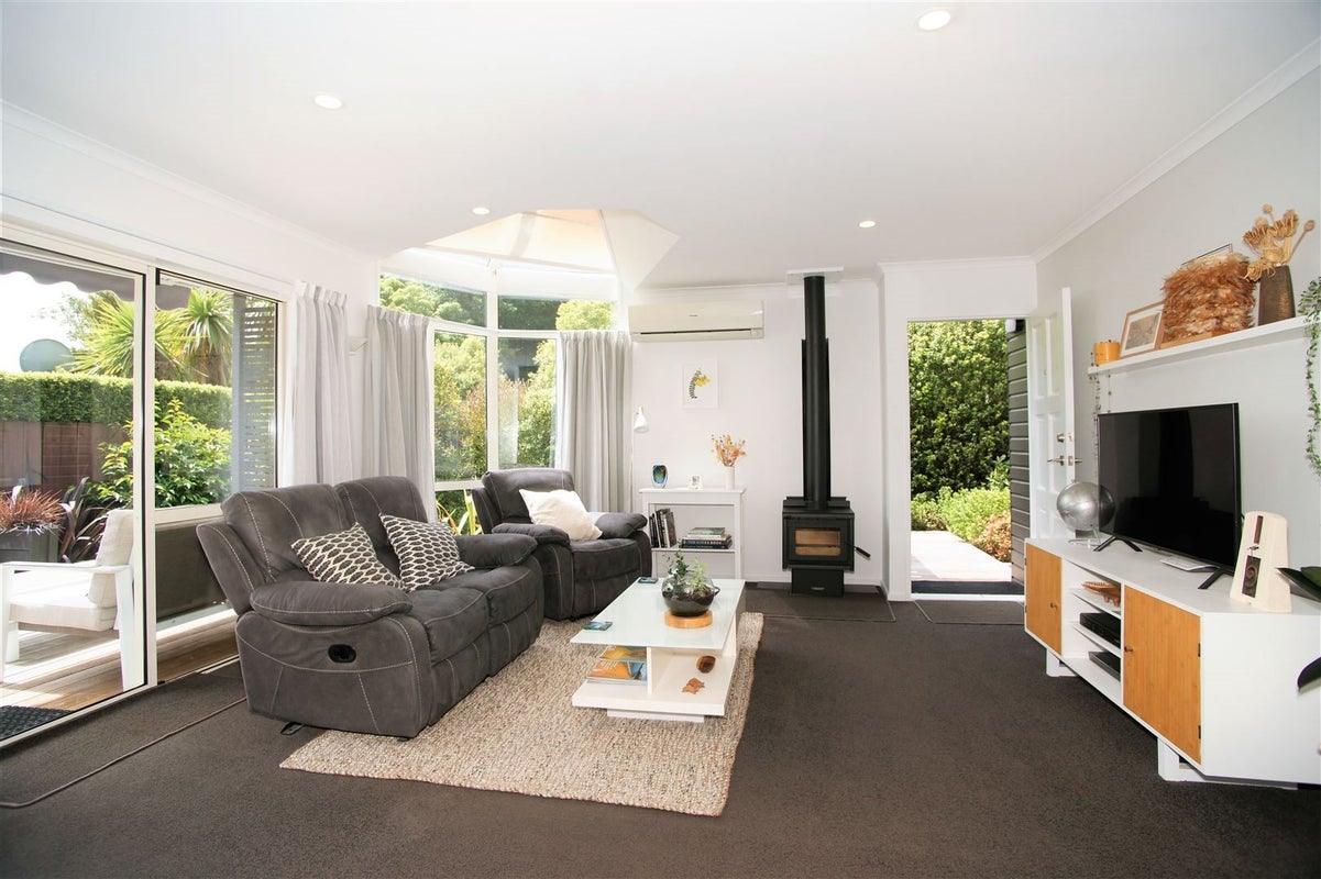 29B Crichton Terrace, Cashmere, Christchurch - Carousel 2