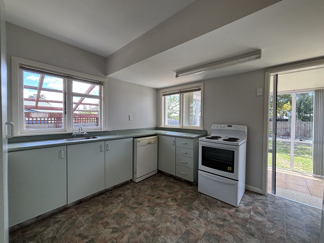 3 Reginald Street, Burwood, Christchurch - Carousel 2