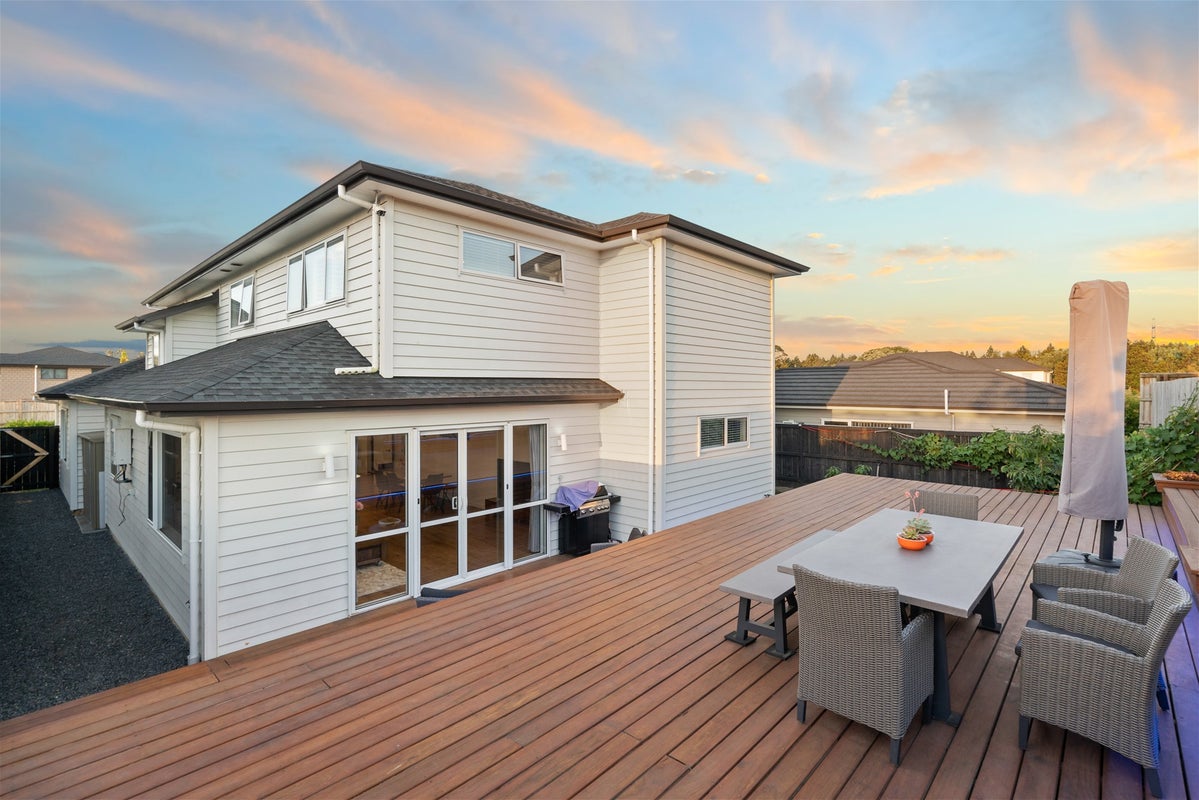 12 Rauaruhe Road, Rosehill, Papakura - Carousel 23