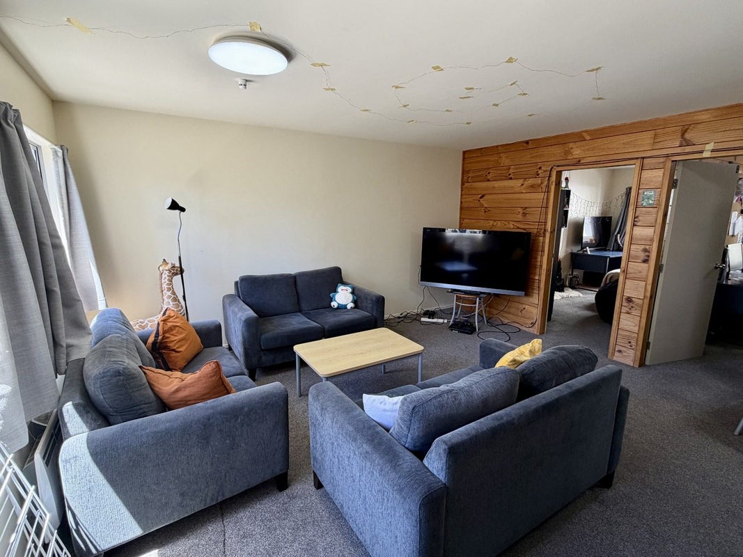 36/4 Sussex Street, Mount Cook, Wellington - Carousel 1