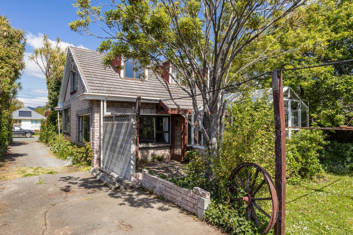 32 Maryhill Avenue, Hoon Hay, Christchurch - Carousel 1