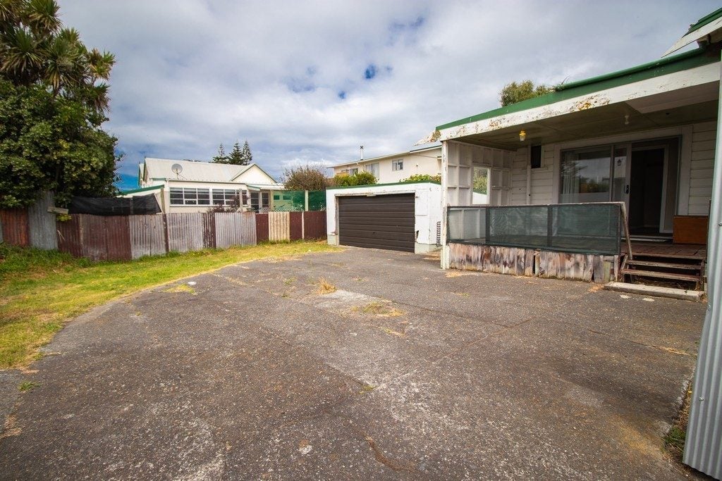 8 Manuka Street, Castlecliff, Whanganui - Carousel 9