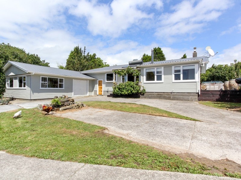 2041 Egmont Road, Kaimiro, Inglewood - Carousel 2