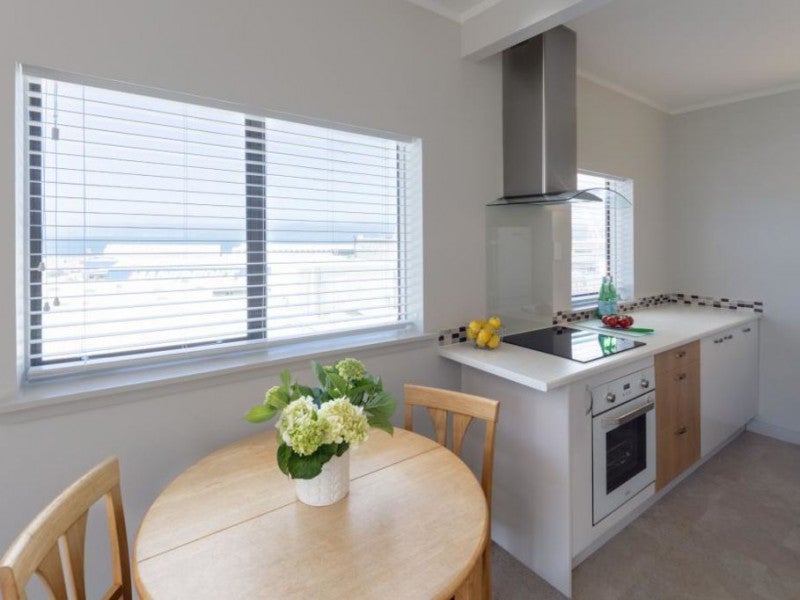 54/70 Hobson Street, Thorndon, Wellington - Carousel 1