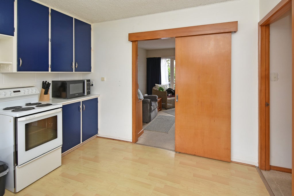 1/15A Marriner Street, Sumner, Christchurch - Carousel 1