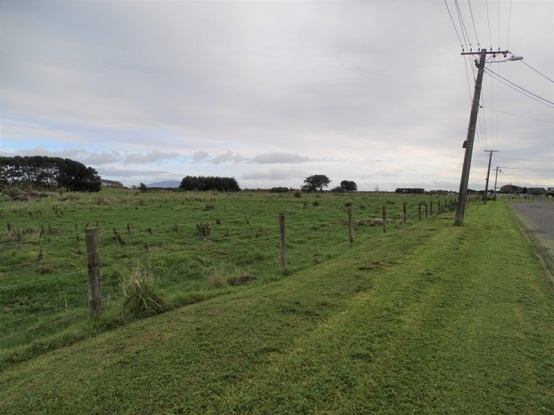 23 Kiharoa Street, Otaki Beach, Otaki - Carousel 2