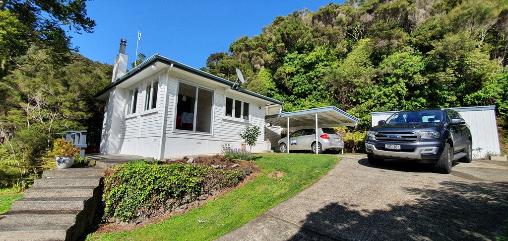 31 Joyces Road, Paihia, Paihia - Carousel 1