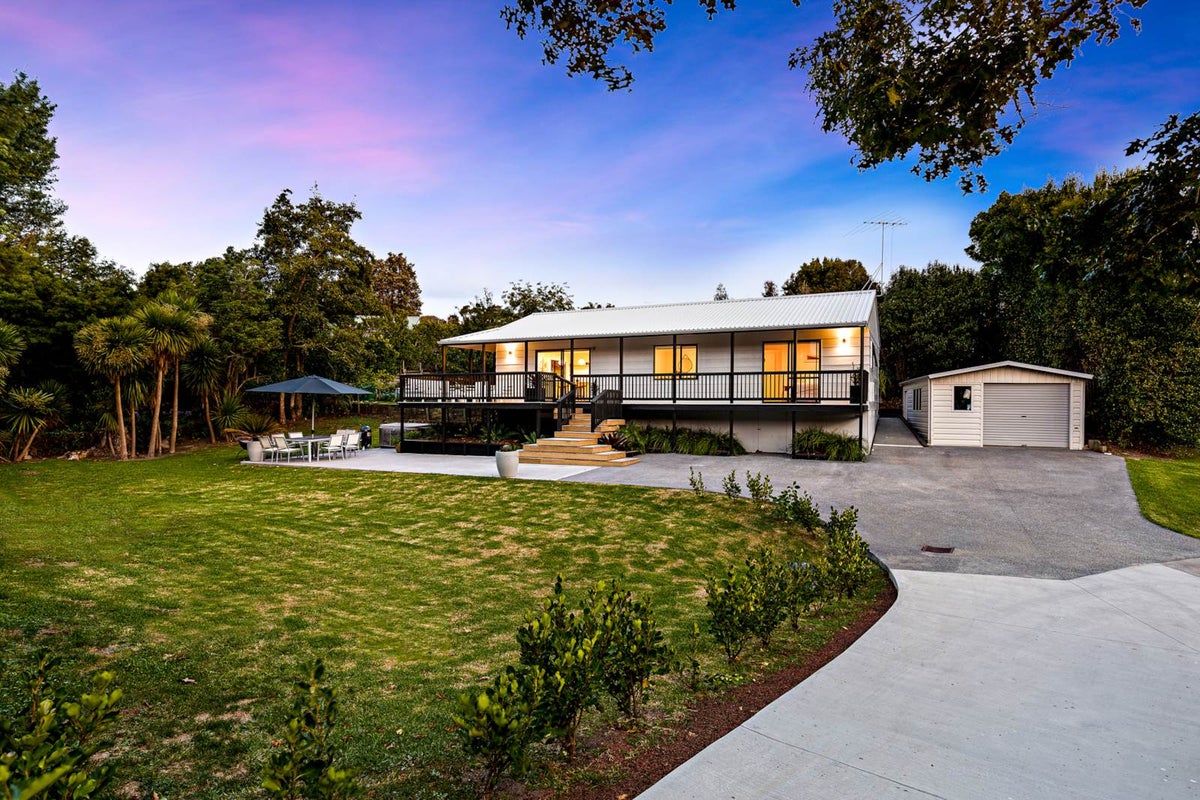 20 Springtime Crescent, Stanmore Bay, Whangaparaoa - Carousel 1