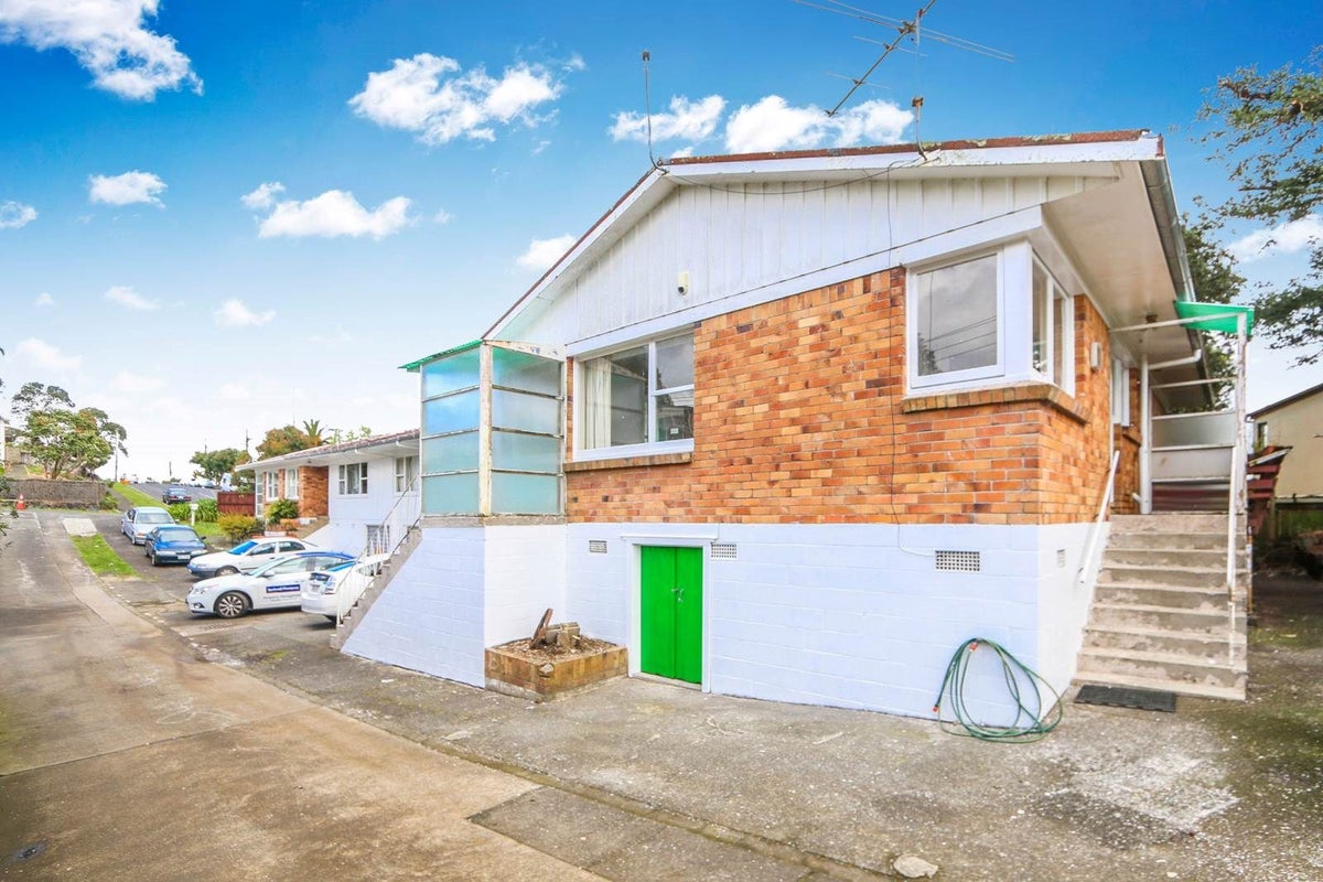 4/93 Balmoral Road, Mount Eden, Auckland - Carousel 1