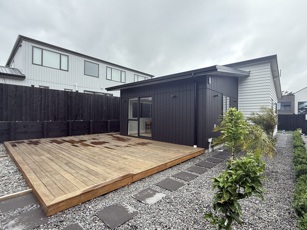 77 Kewa Road, Albany Heights, Auckland - Carousel 1