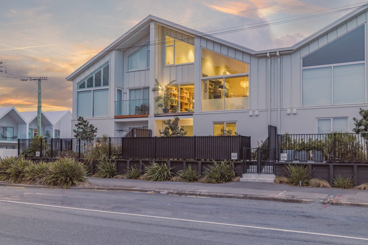 144A Marine Parade, New Brighton, Christchurch - Carousel 25