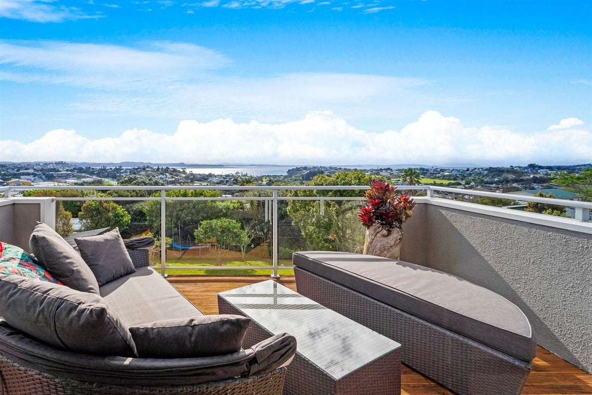 69 Wade River Road, Stanmore Bay, Whangaparaoa - Carousel 19