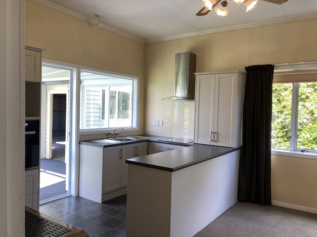 57 Sullivan Road, Timaru - Carousel 2