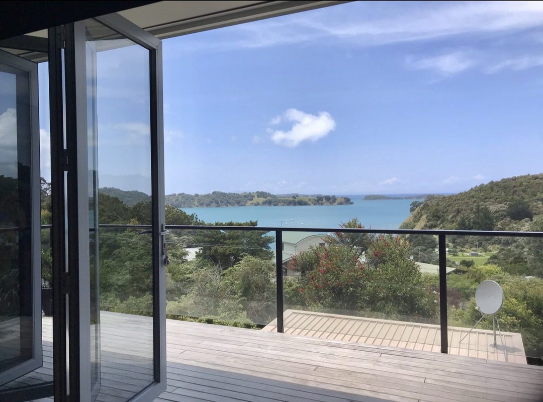 4 Opahi Bay Road, Mahurangi West, Warkworth - Carousel 1