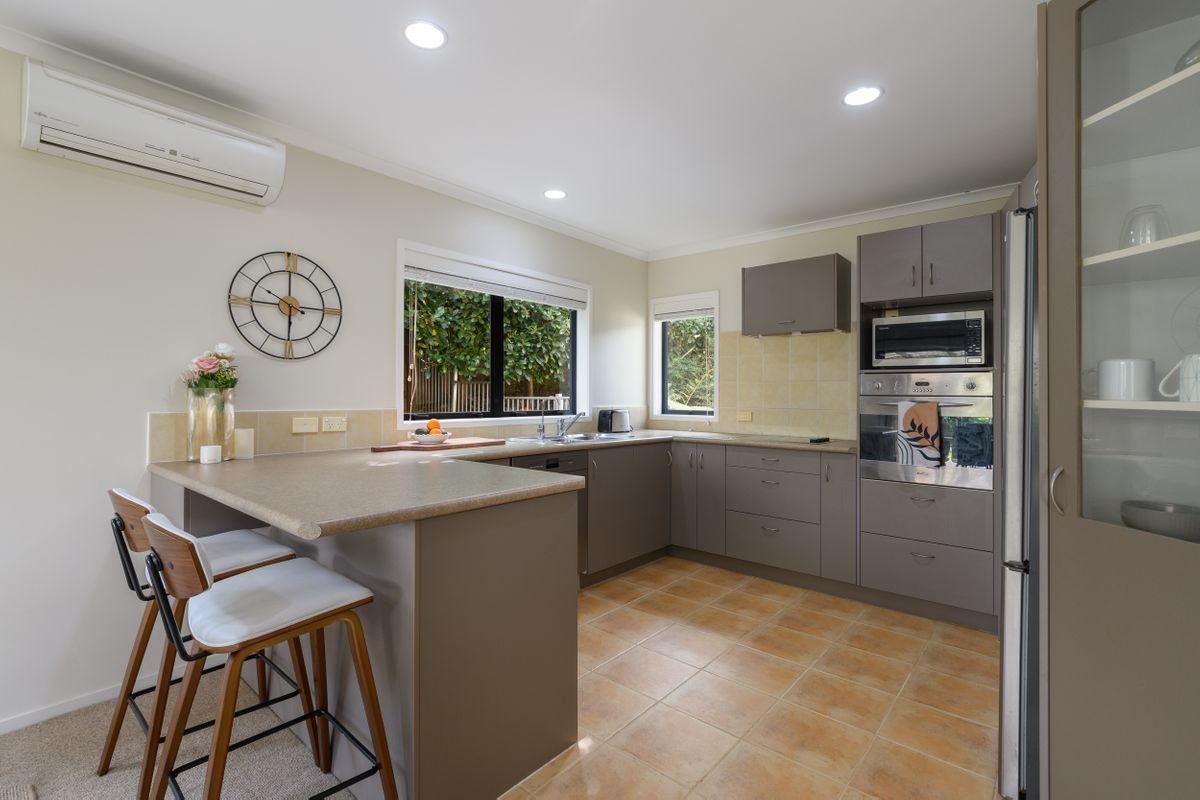 54 Village Park Drive, Welcome Bay, Tauranga - Carousel 2