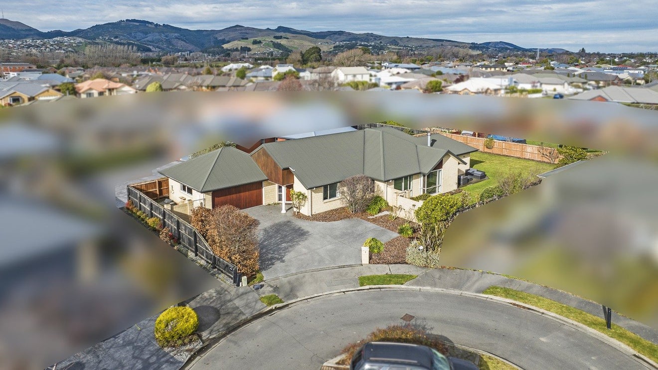 7 Antonia Place, Aidanfield, Christchurch - Carousel 1
