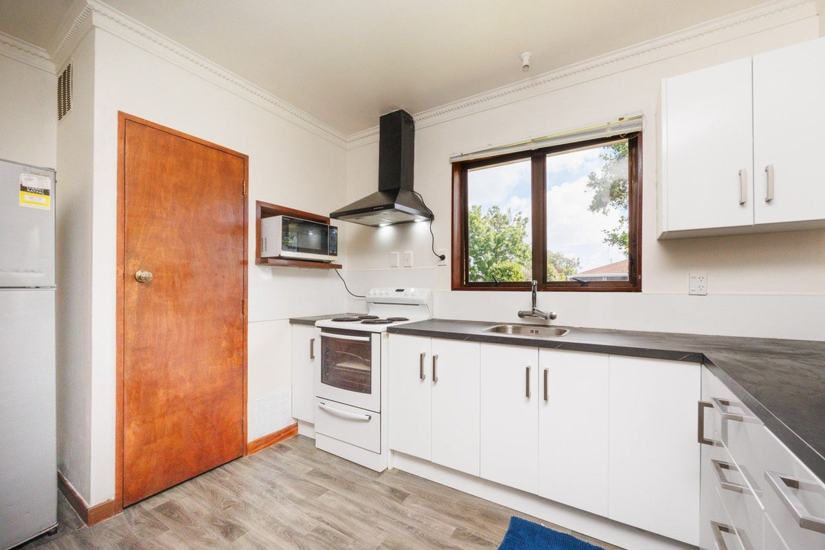 26 Moyne Avenue, Milson, Palmerston North - Carousel 2