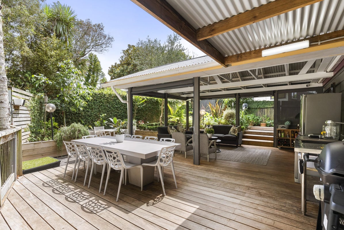 65 Porritt Avenue, Chatswood, Auckland - Carousel 2