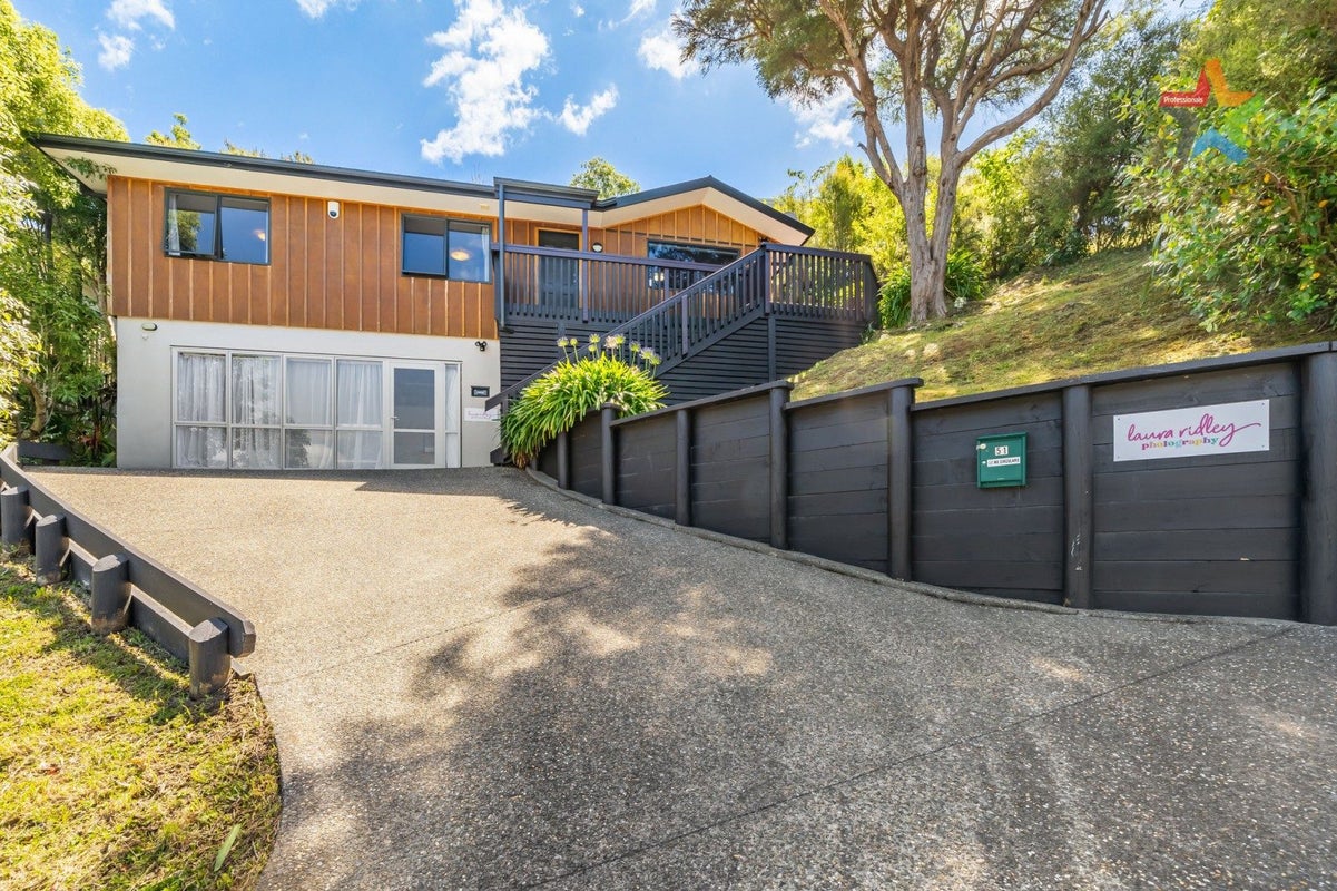 51 Logie Street, Stokes Valley, Lower Hutt - Carousel 1