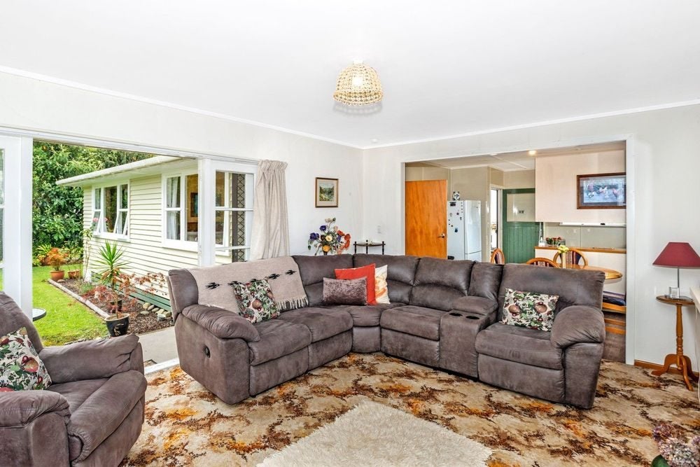 123 Ballance Street, Whataupoko, Gisborne - Carousel 2
