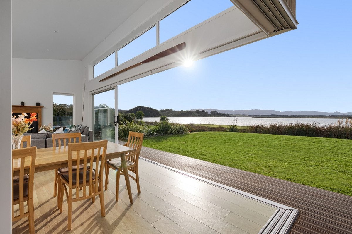 37 Pahoia Beach Road, Whakamarama, Tauranga - Carousel 1