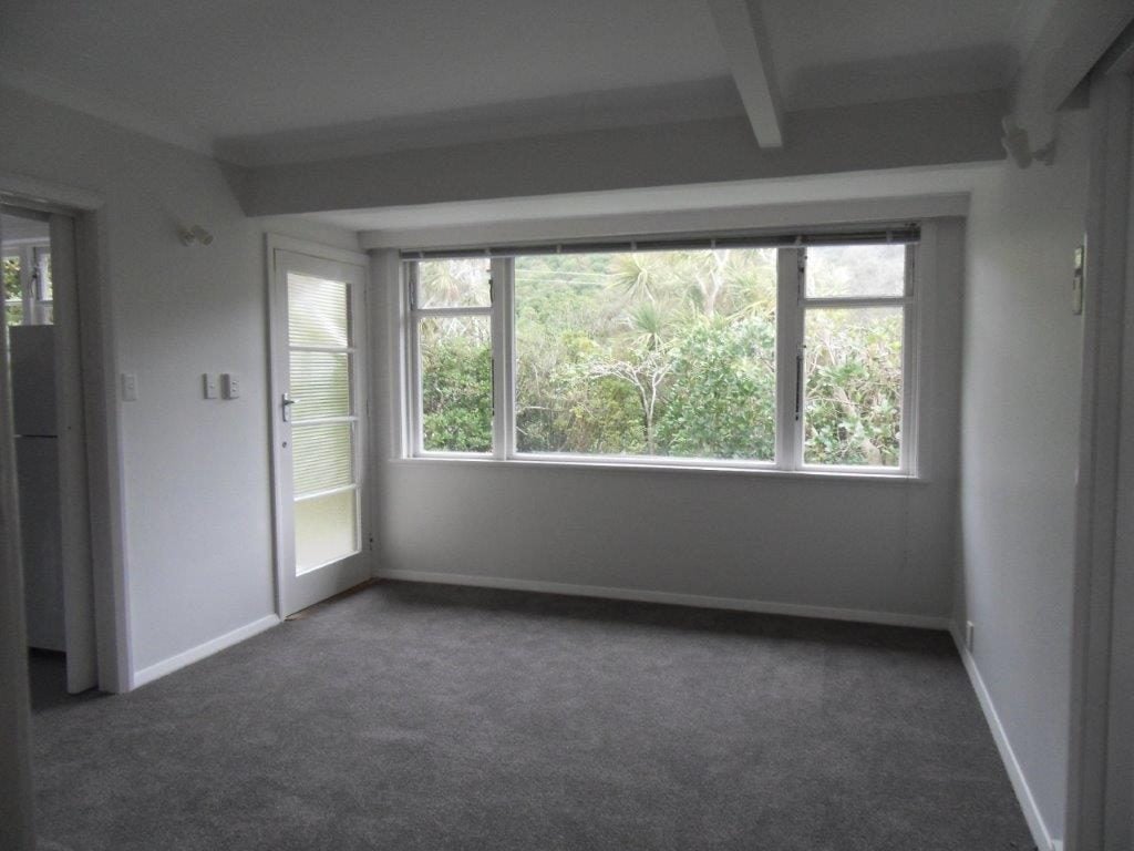 16 Moana Road, Kelburn, Wellington - Carousel 2