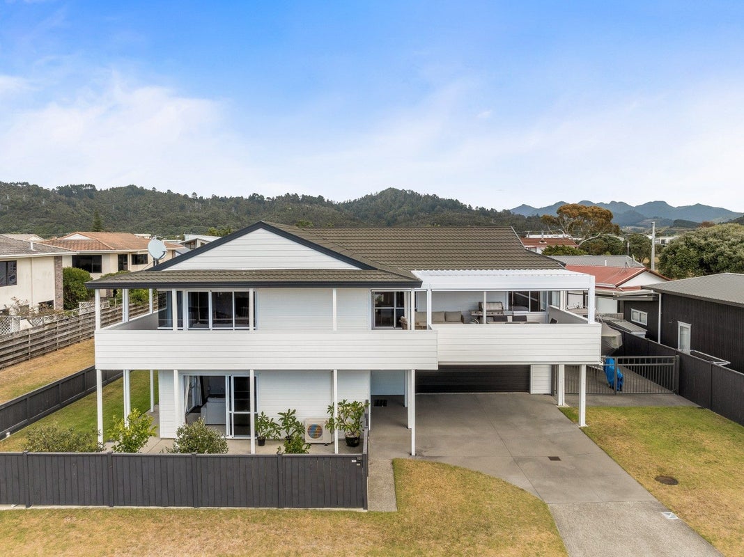 101 Island View Road, Whangamata - Carousel 2