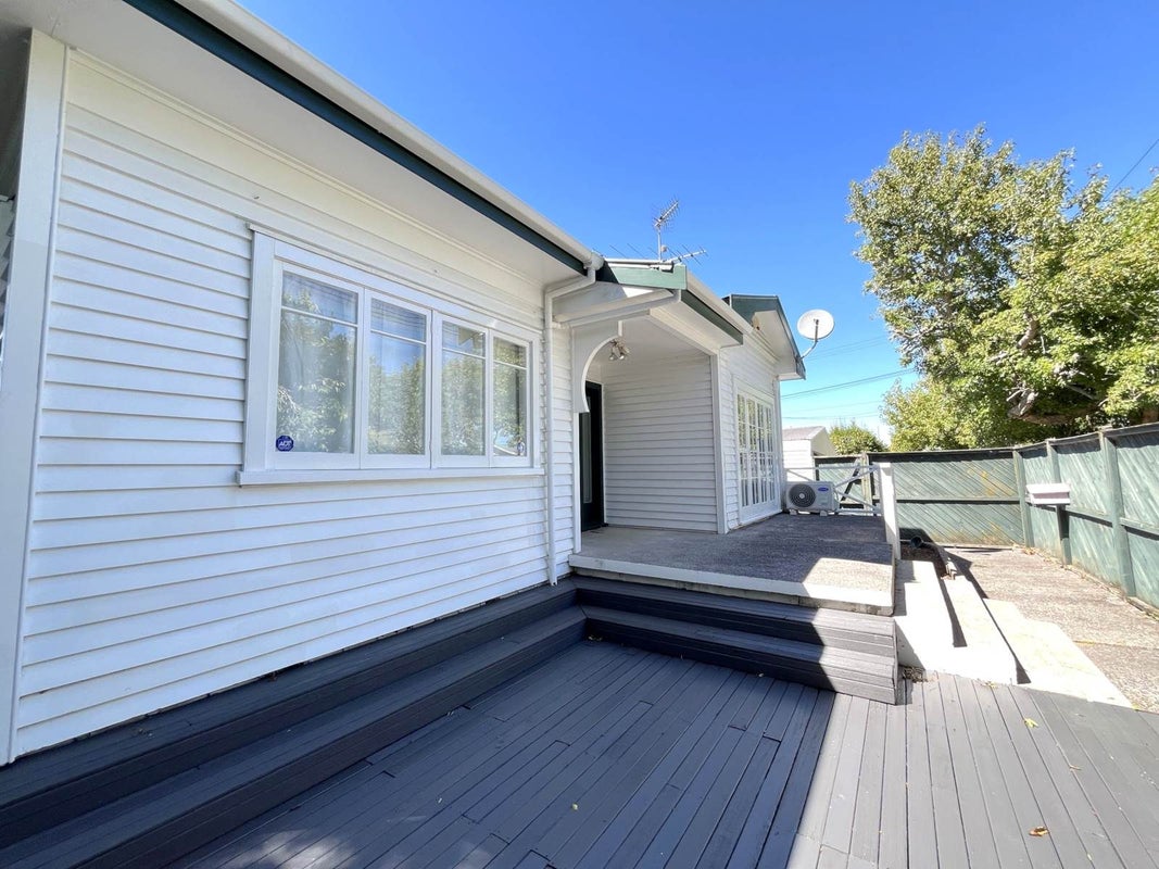 98 Koraha Street, Remuera, Auckland - Carousel 2