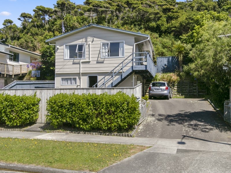 55 Mohaka Street, Wainuiomata, Lower Hutt - Carousel 1