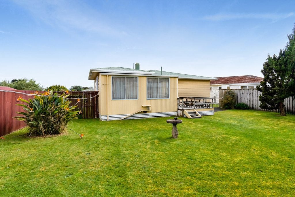 19 Essex Street, Vogeltown, New Plymouth - Carousel 2