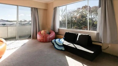 2/409 Mclean Street, Saint Leonards, Hastings - Carousel 1