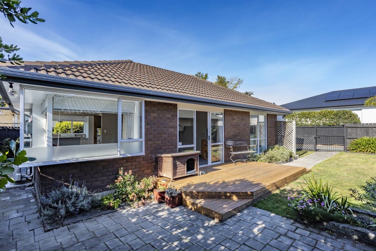 12B Chardale Street, Avondale, Christchurch - Carousel 1